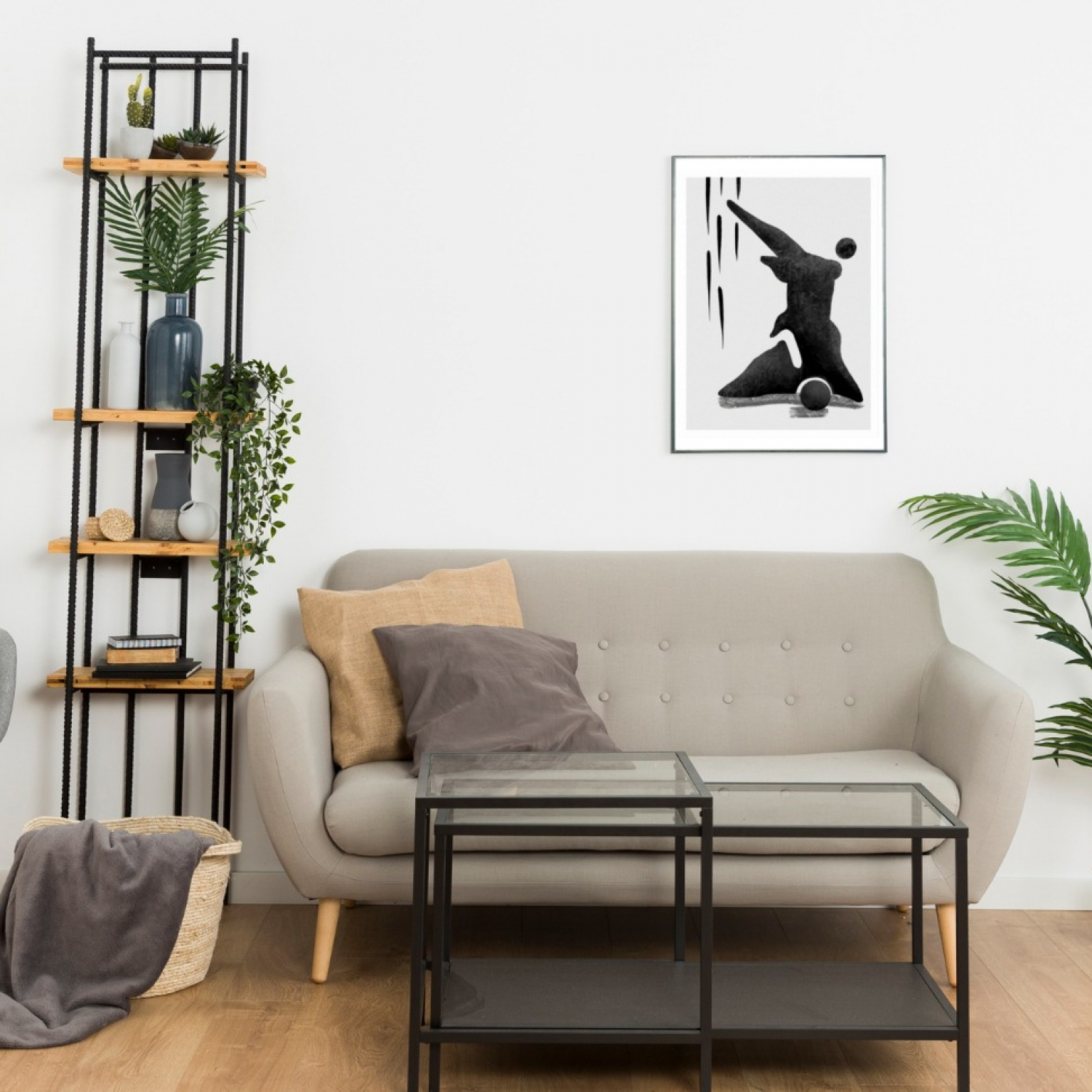 interior-design-with-photoframes-couch