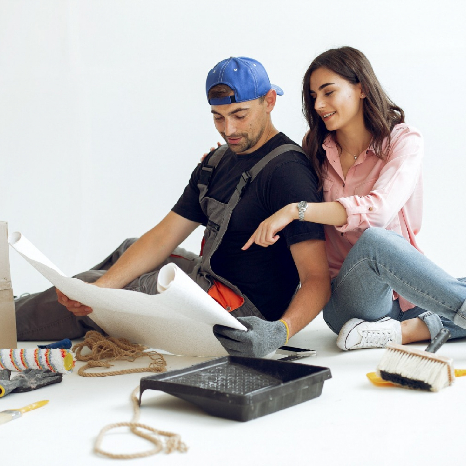 young-cute-family-repairs-room