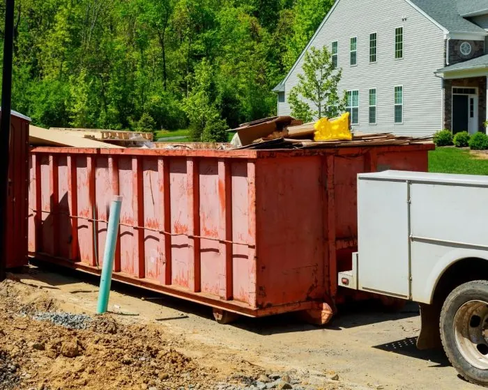 red garbage bin - stress free residential and commercial bin rental services in Vaughan