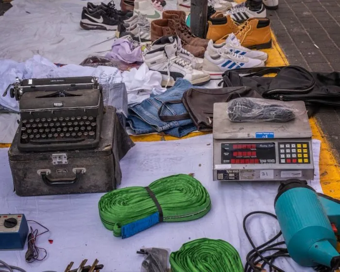 Trash for decluttering? Make it easy with bin rental in Cambridge for quick and efficient disposal